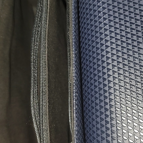 Purse - Picture 3 of 3